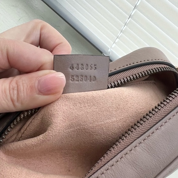 Crossbody- Gucci Marmont small camera bag - Picture 9 of 9